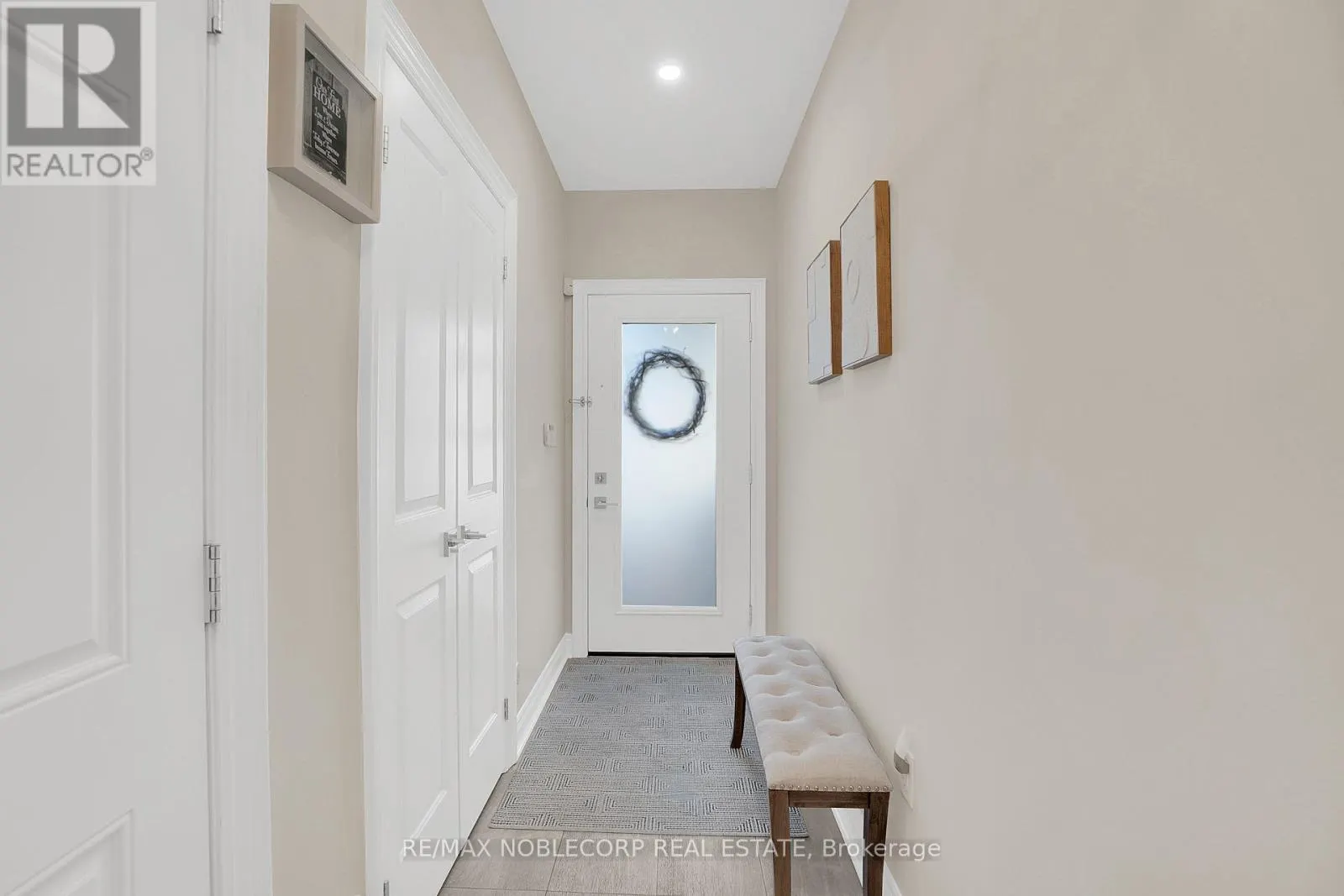 5 - 9 POWSELAND CRESCENT
