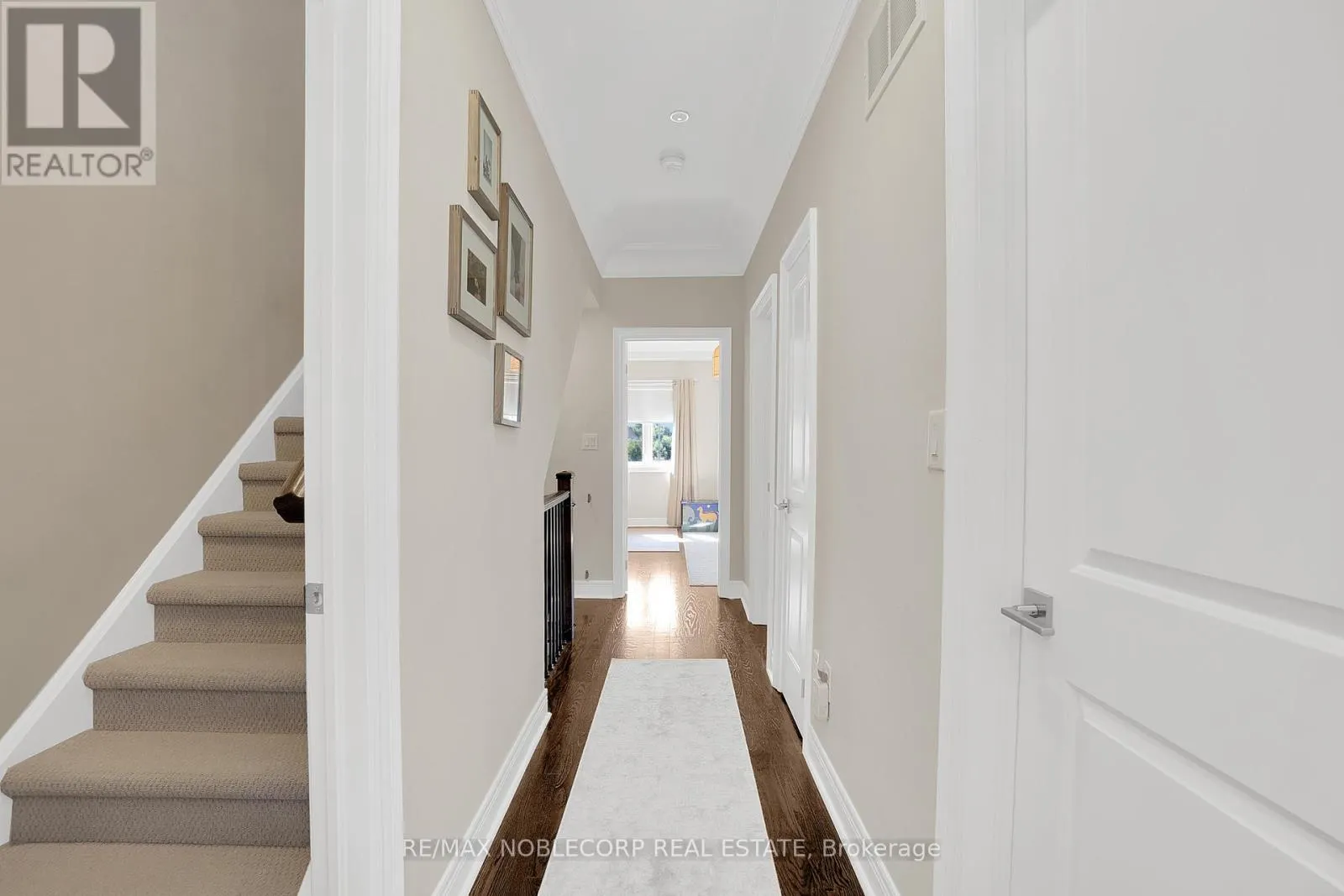 5 - 9 POWSELAND CRESCENT