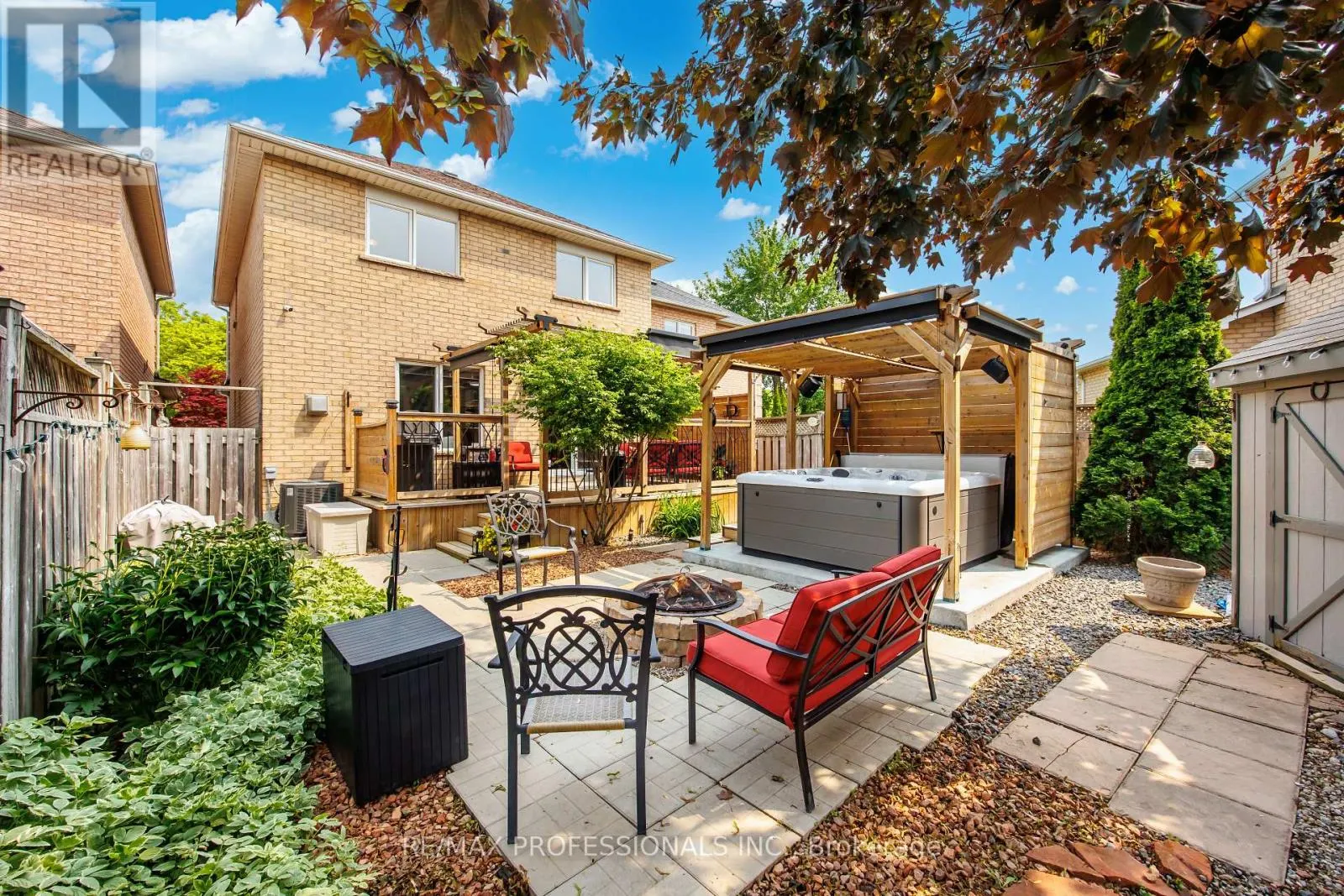 152 ASHTON DRIVE
