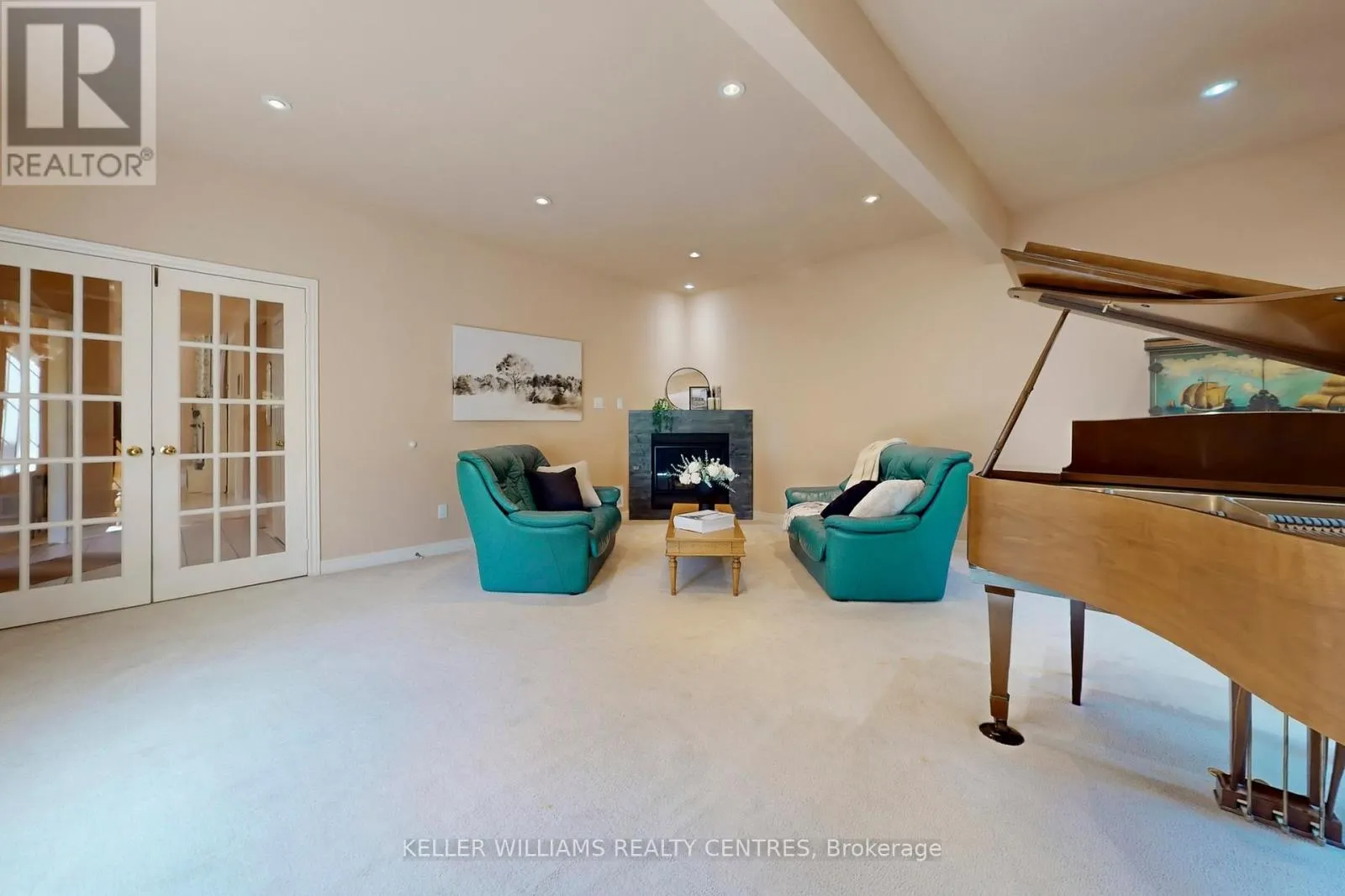 19 STEMMLE DRIVE