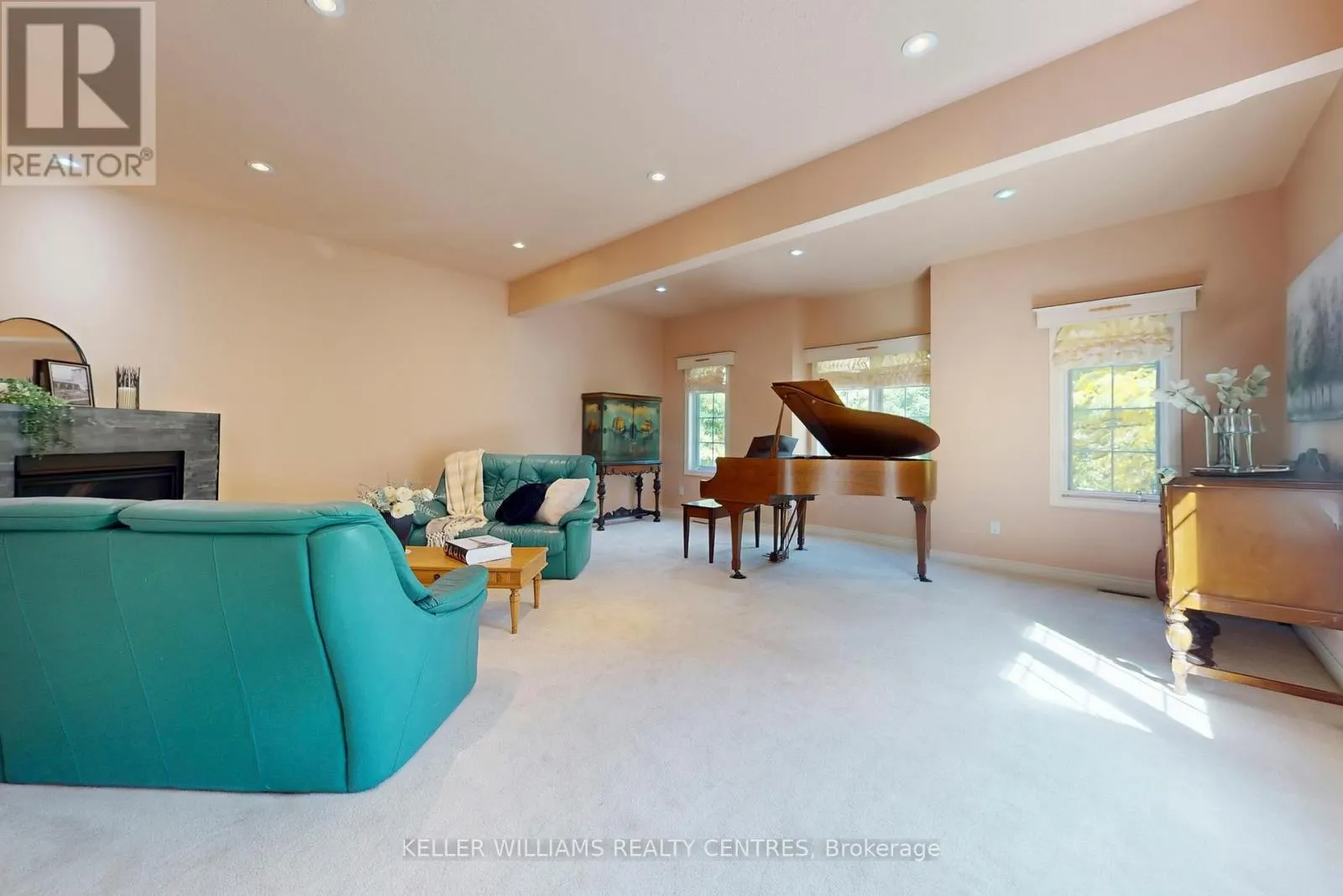 19 STEMMLE DRIVE
