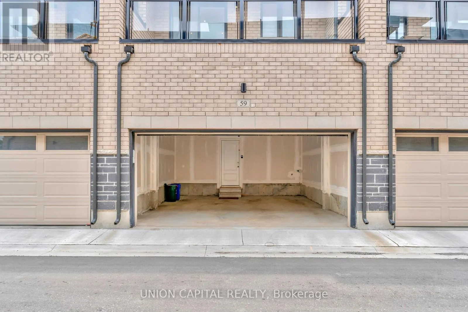 59 CAROLE BELL WAY