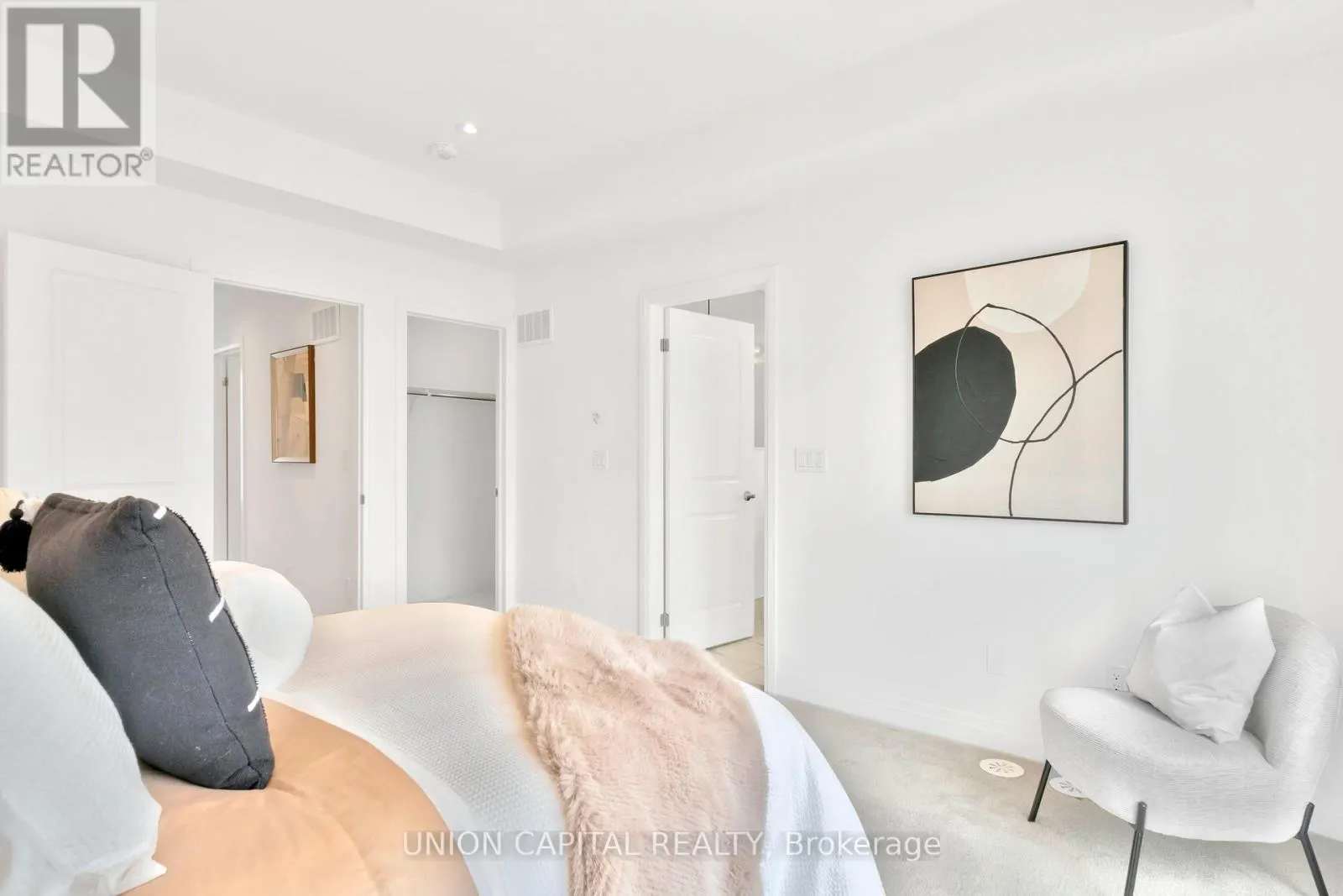59 CAROLE BELL WAY