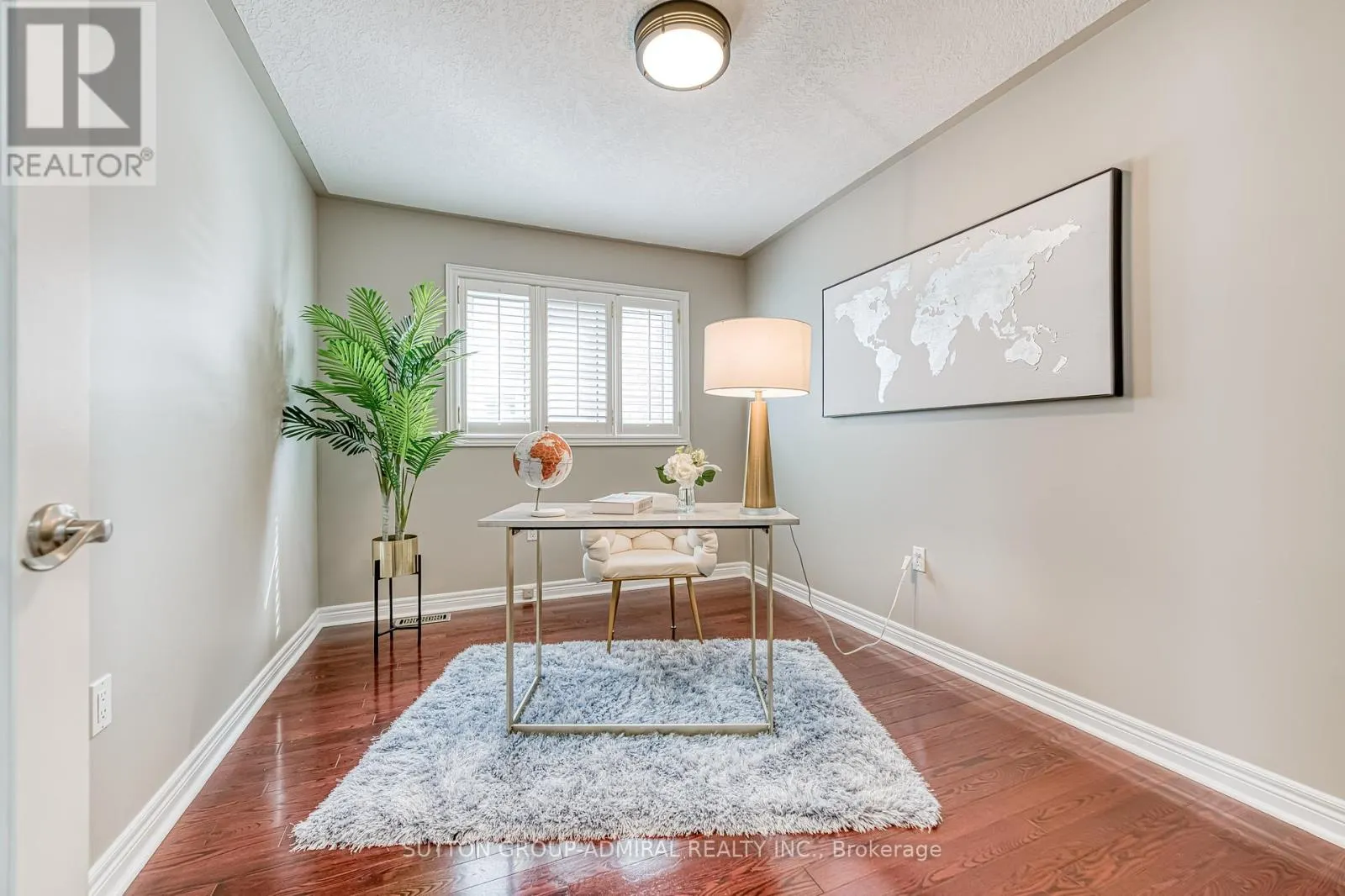 11 SAINT AVENUE