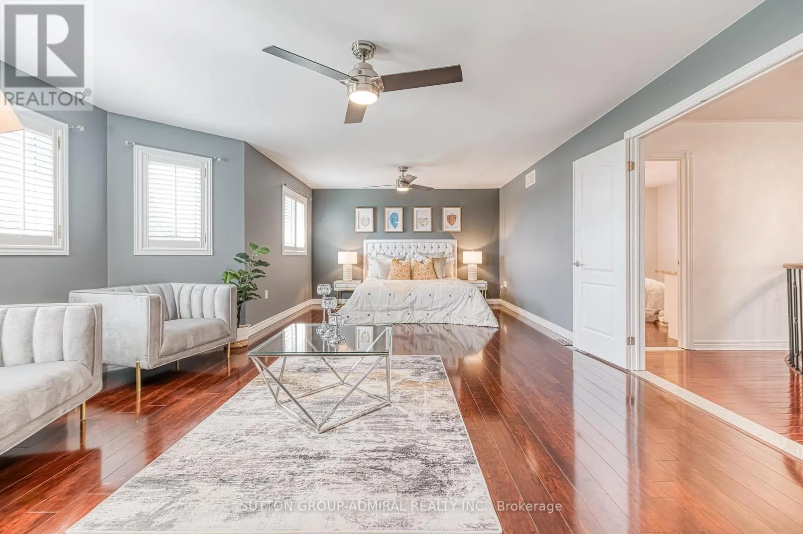11 SAINT AVENUE