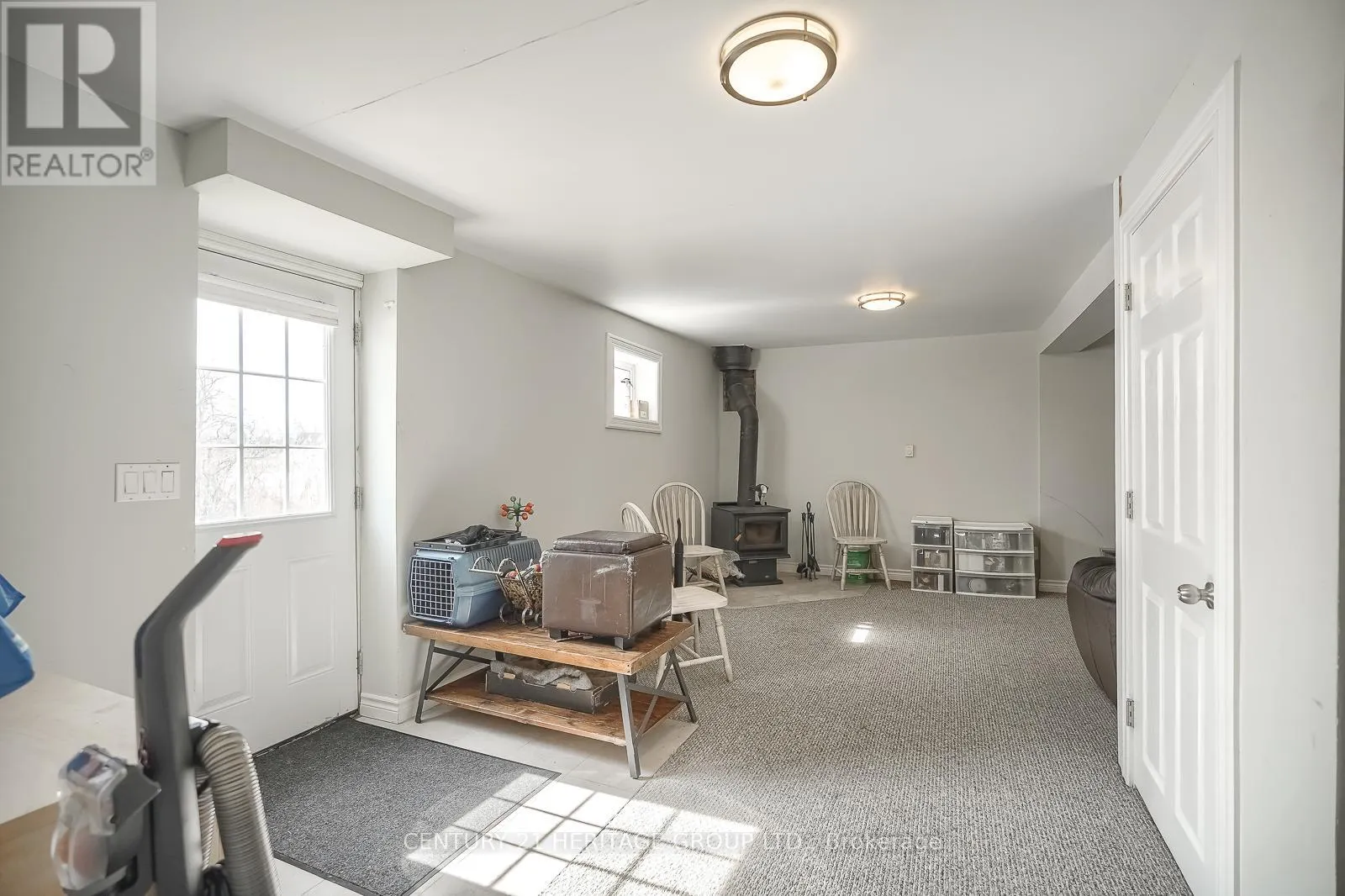 963 CANAL ROAD