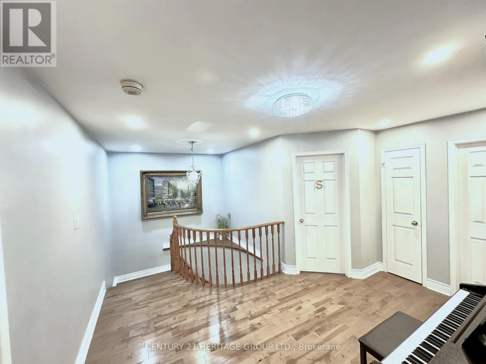192 COVENT CRESCENT