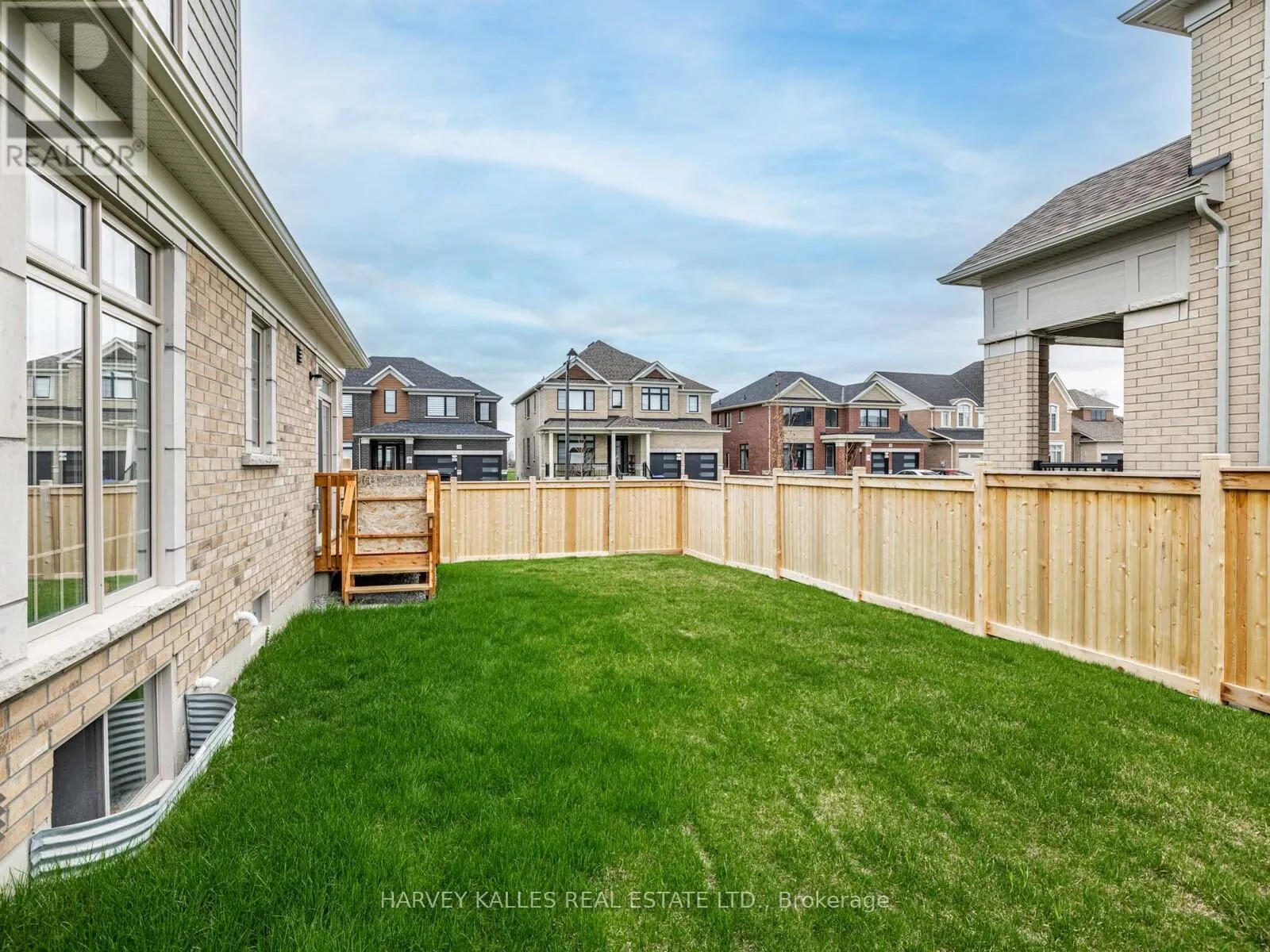2 BAYBERRY DRIVE