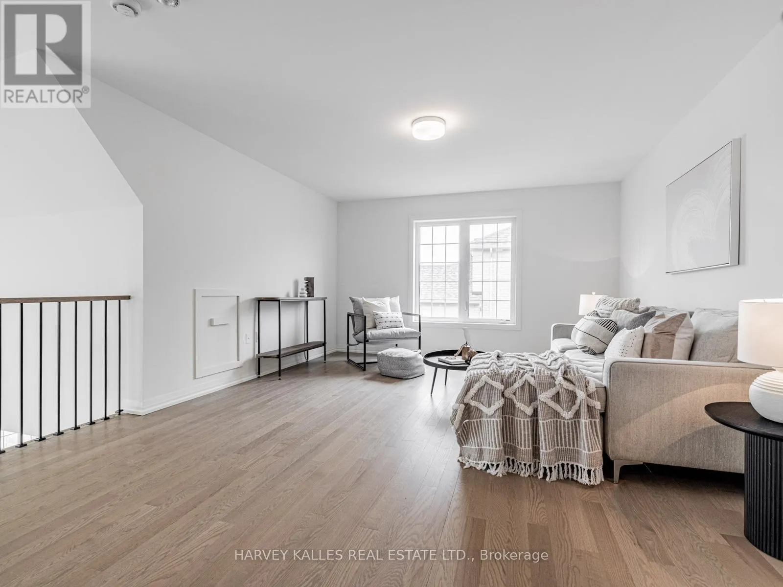 2 BAYBERRY DRIVE