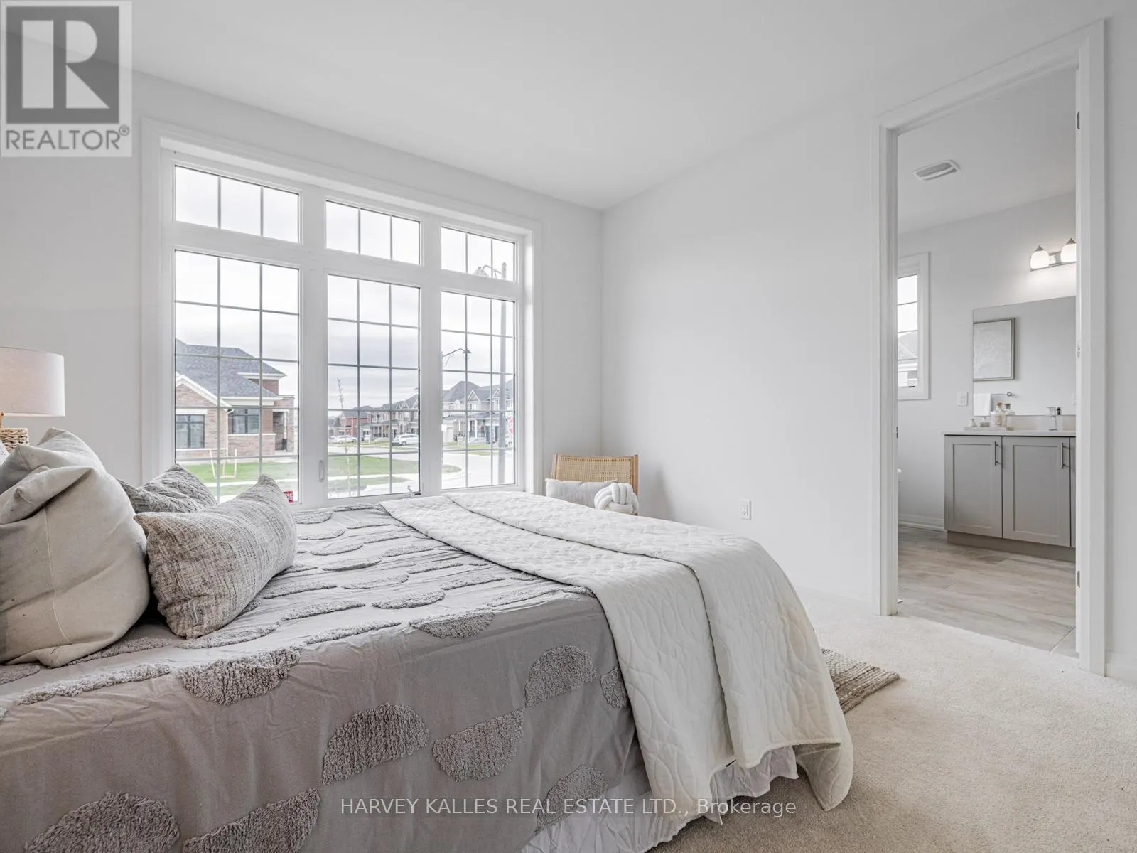 2 BAYBERRY DRIVE