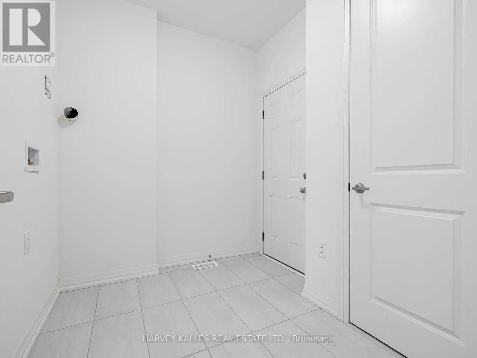 2 BAYBERRY DRIVE