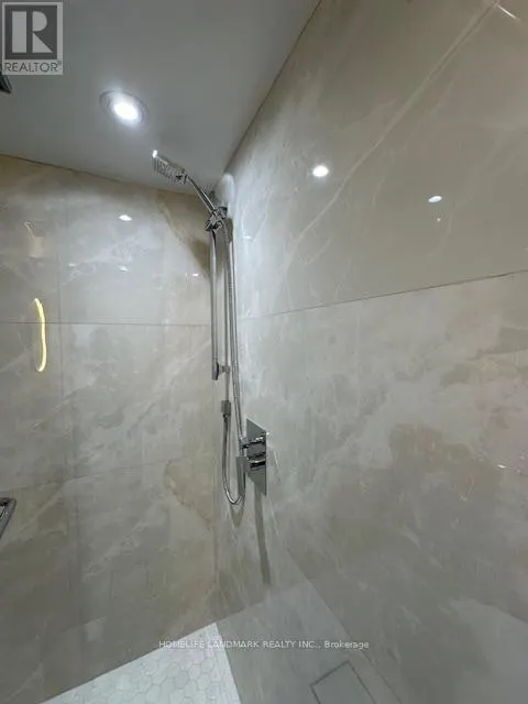409 SEAVIEW HEIGHTS