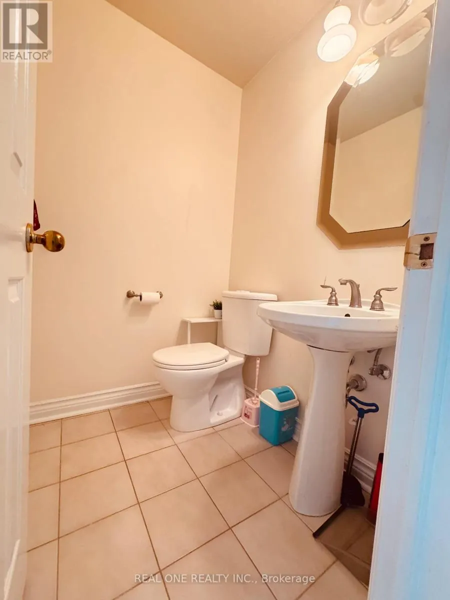 3 ELMSLEY DRIVE