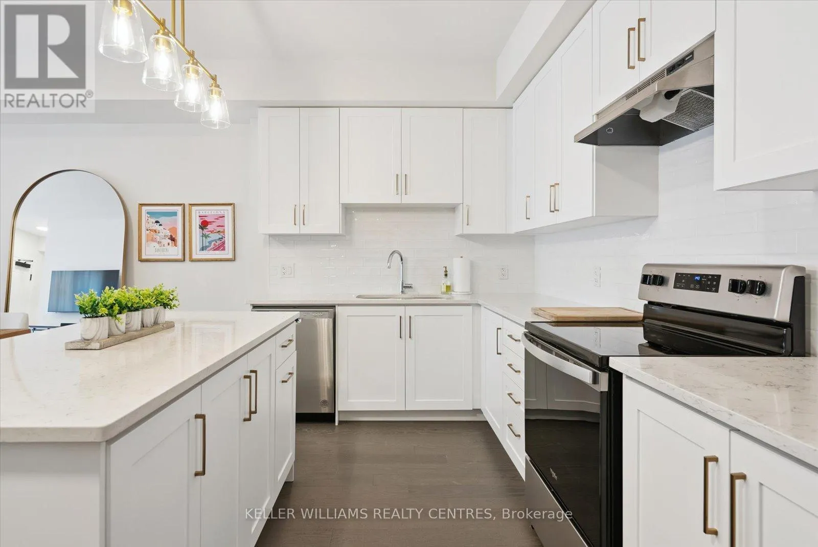 15 - 50 BAYNES WAY