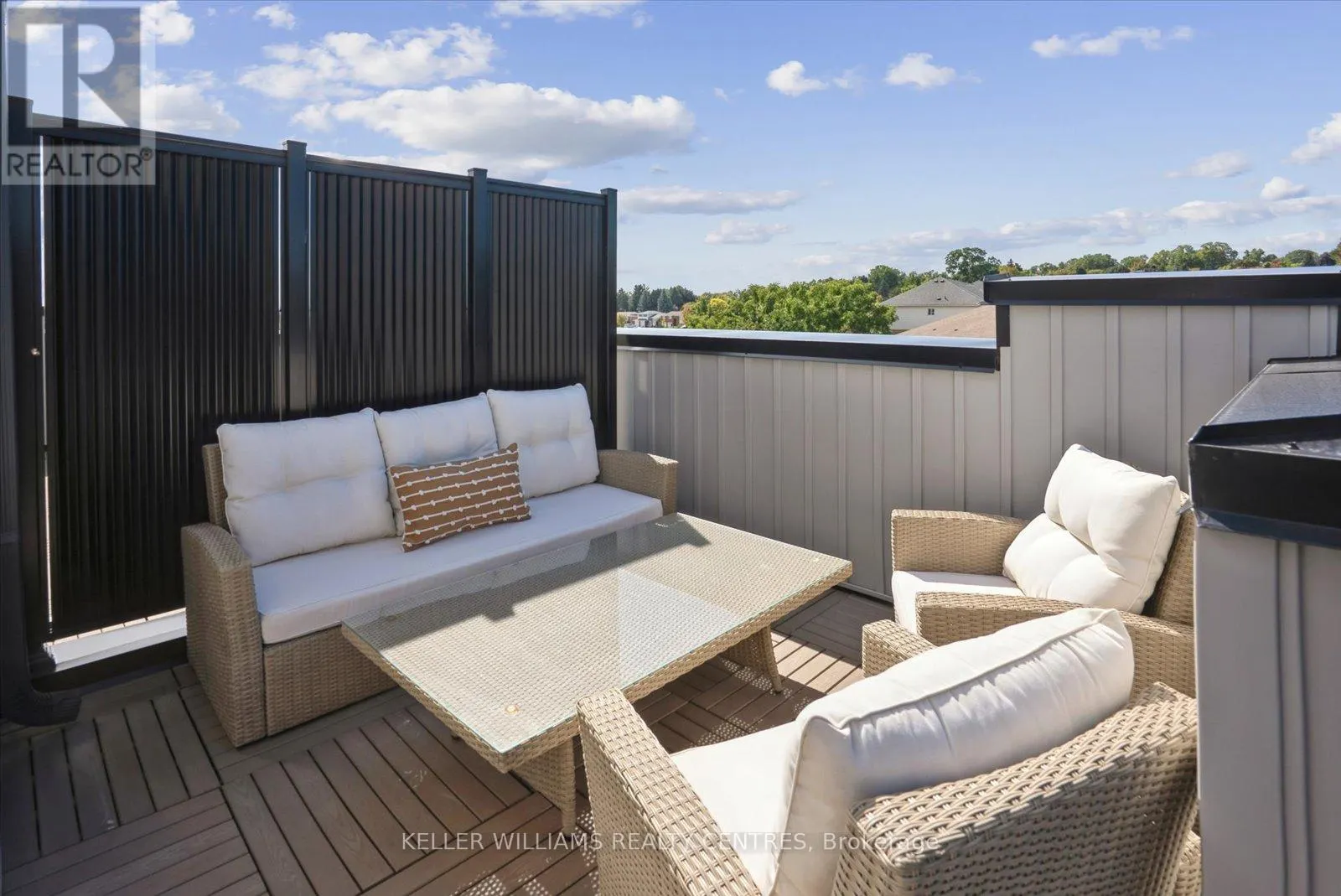 15 - 50 BAYNES WAY