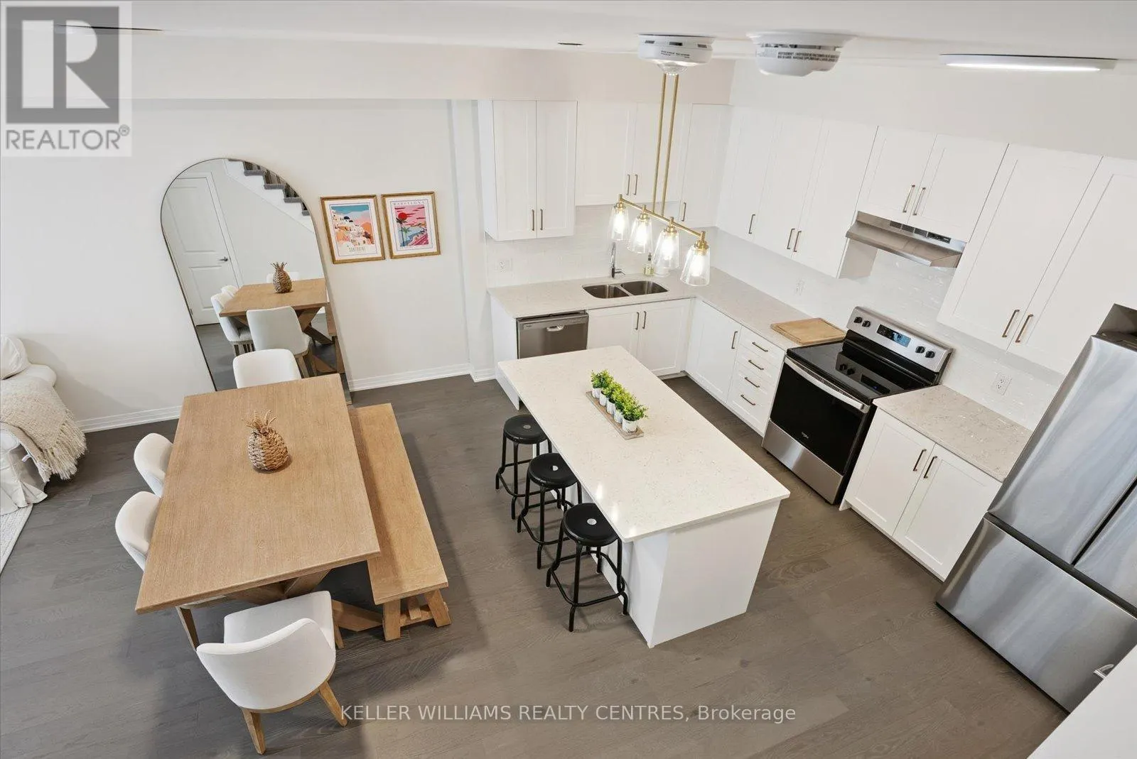 15 - 50 BAYNES WAY