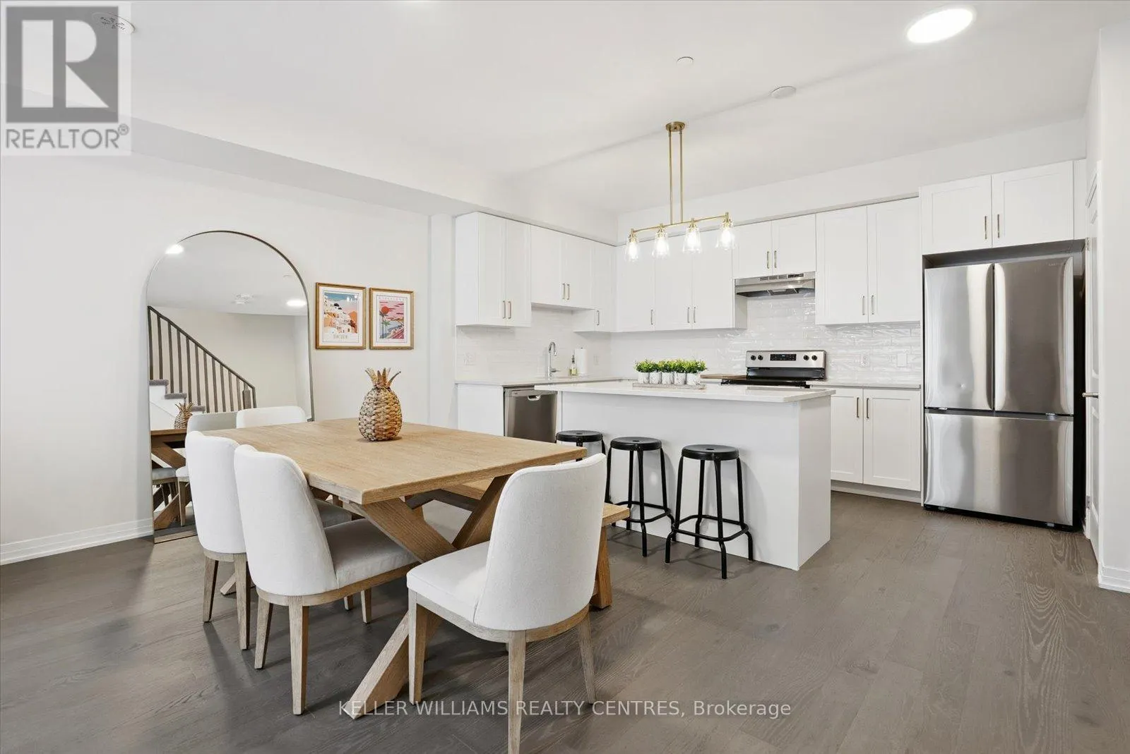 15 - 50 BAYNES WAY