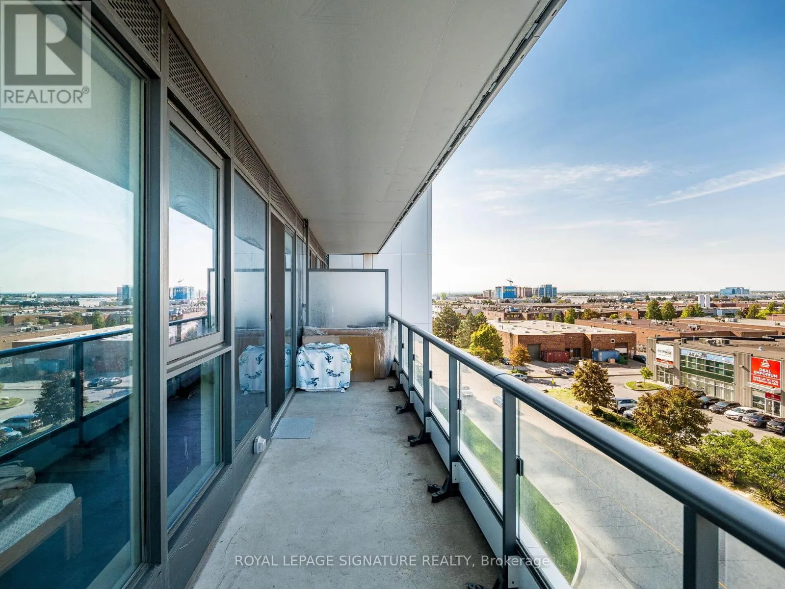 601 - 950 PORTAGE PARKWAY