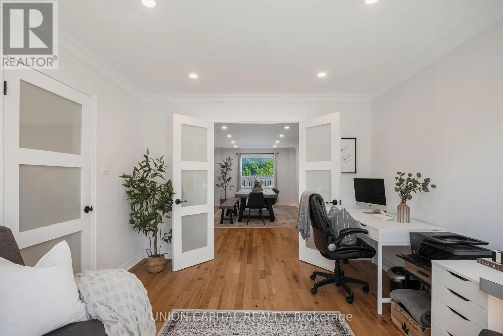 12 SUMMERFIELD AVENUE