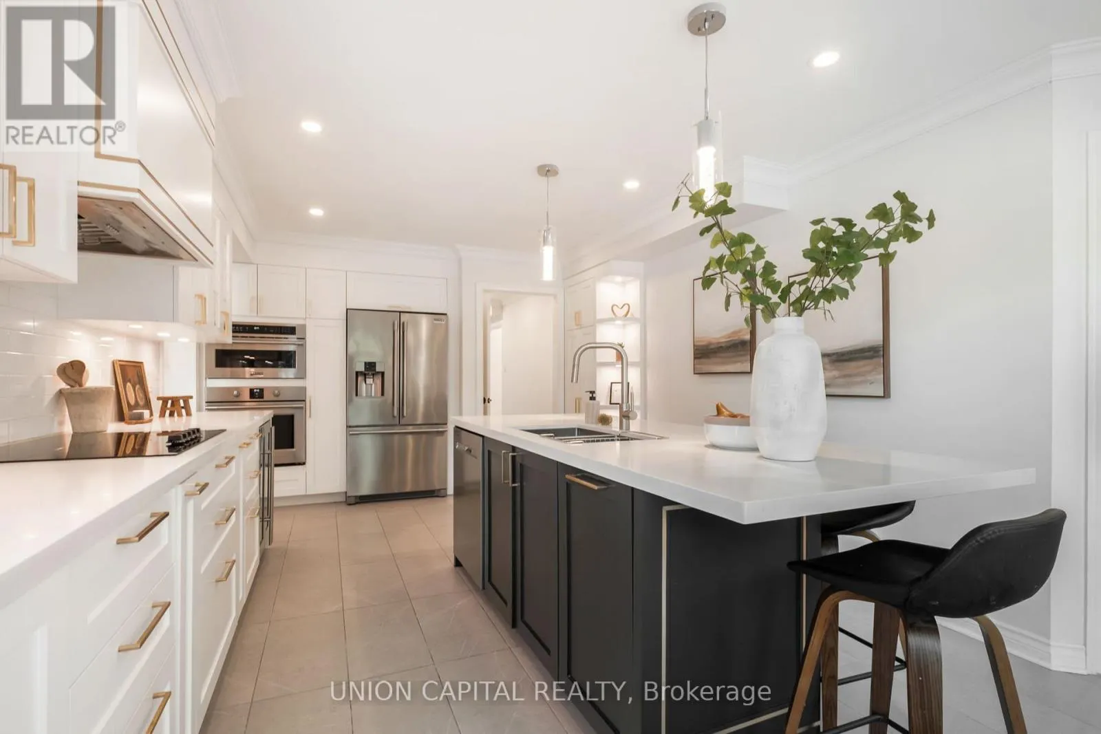 12 SUMMERFIELD AVENUE