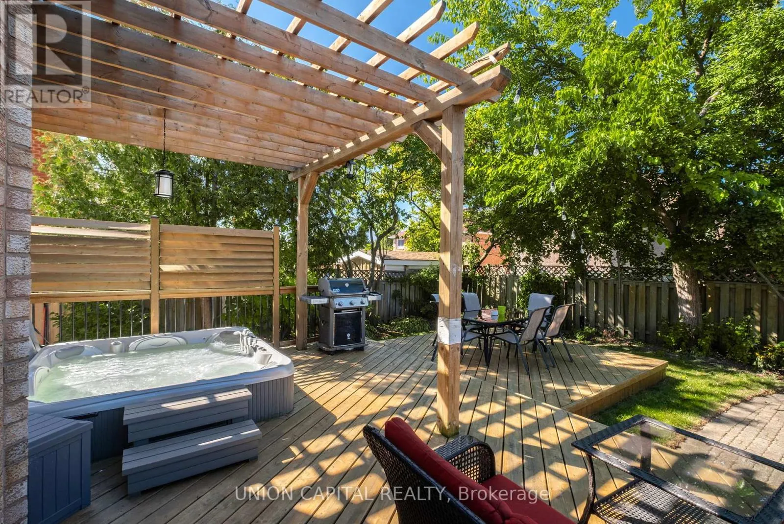 12 SUMMERFIELD AVENUE
