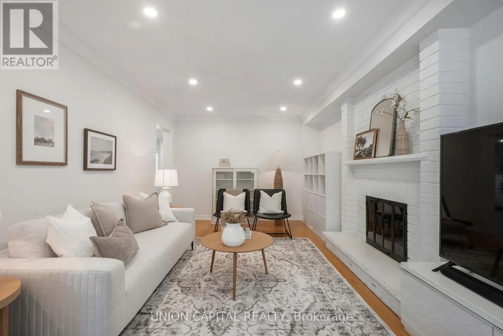 12 SUMMERFIELD AVENUE
