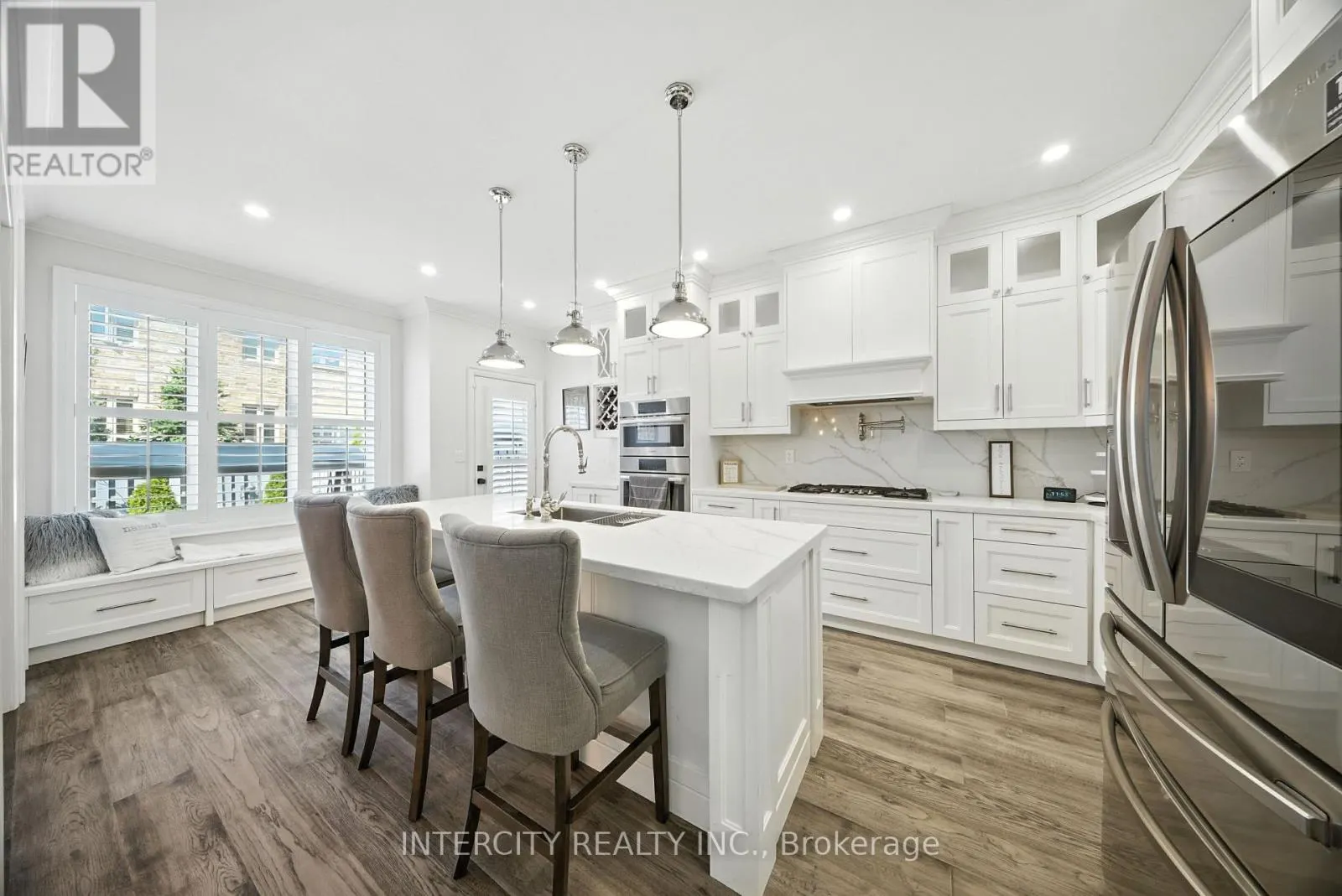 74 TERME AVENUE