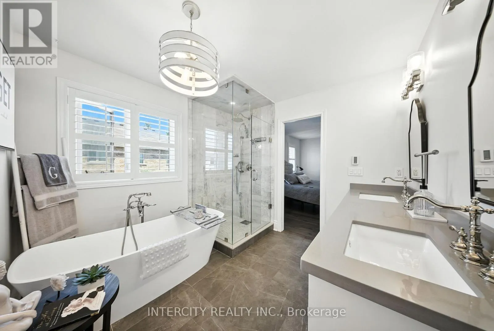 74 TERME AVENUE