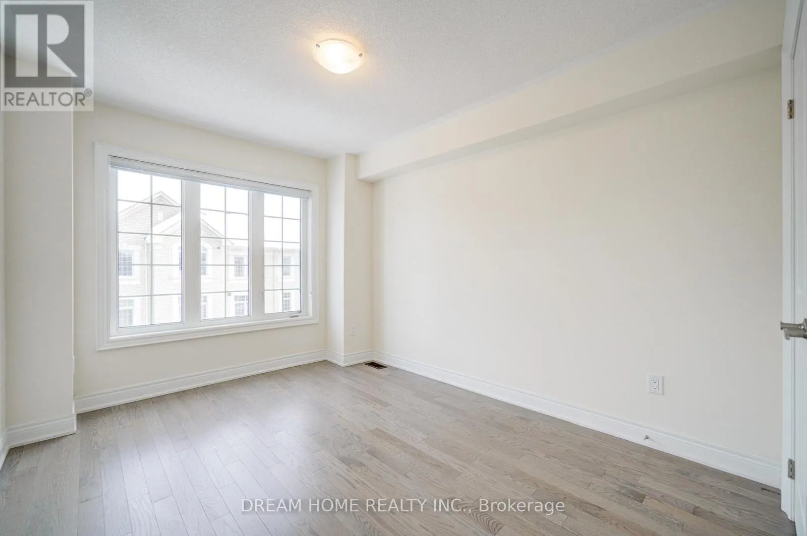 22 THOMAS HOPE LANE
