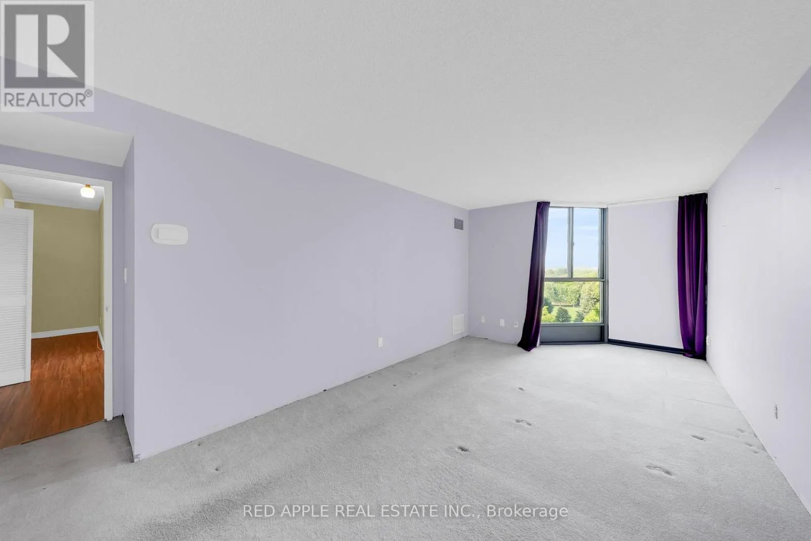 807 - 50 BAIF BOULEVARD