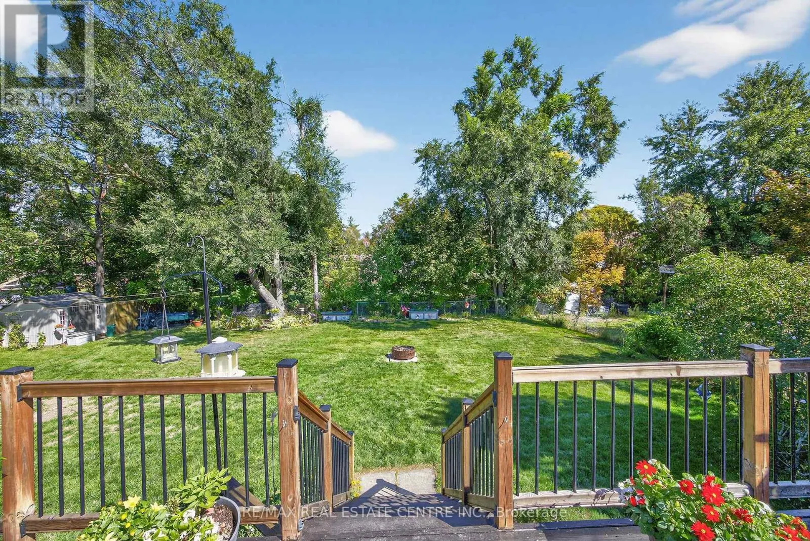 3047 SANDY COVE DRIVE
