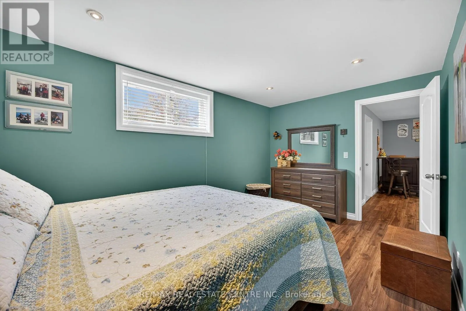 3047 SANDY COVE DRIVE