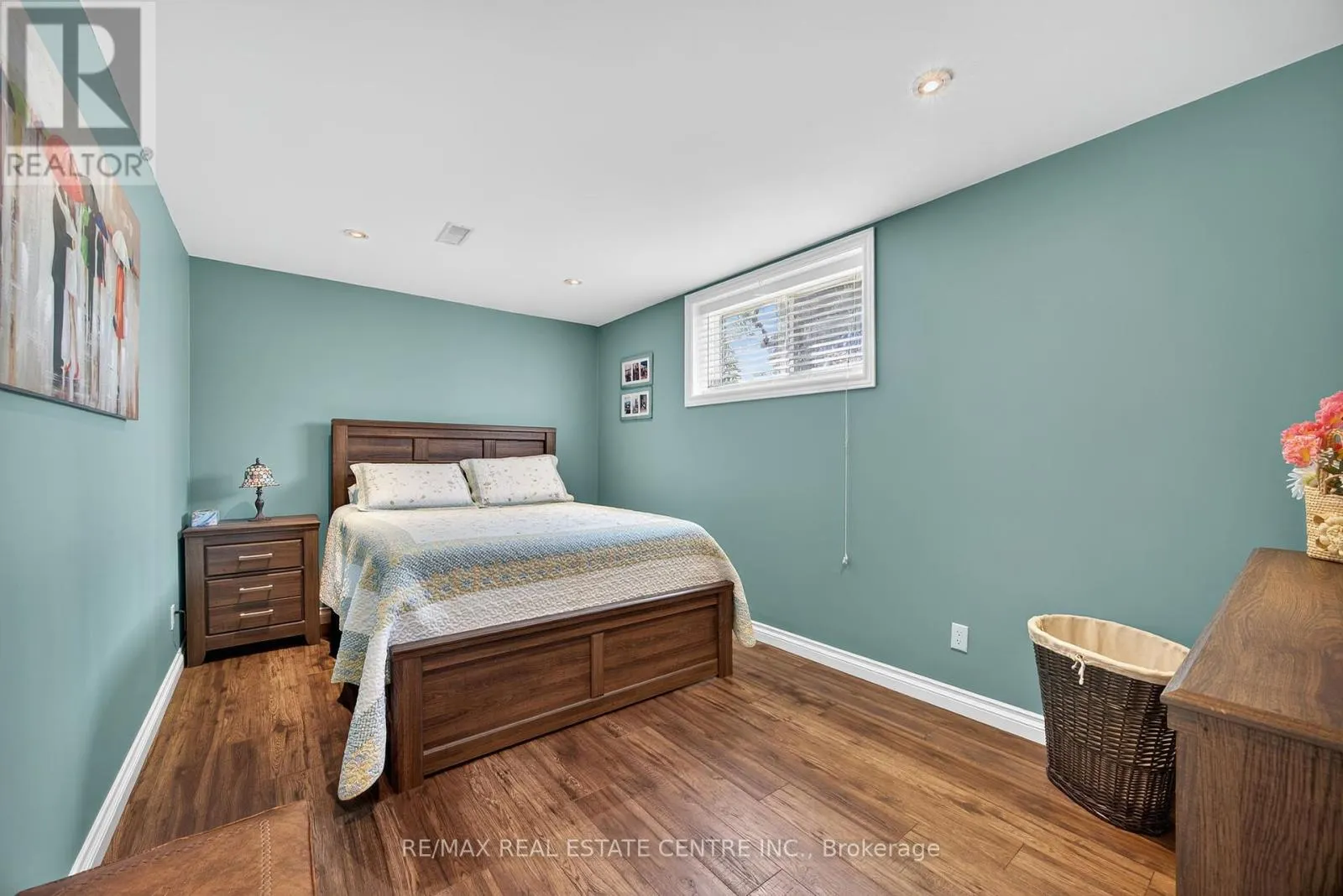 3047 SANDY COVE DRIVE