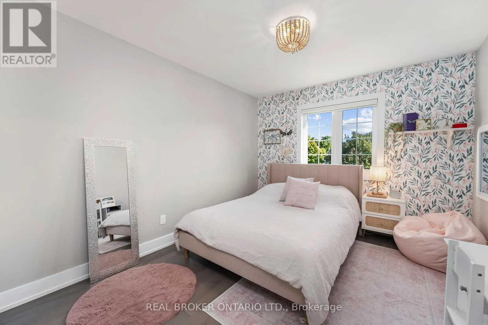 49 FOXTAIL RIDGE