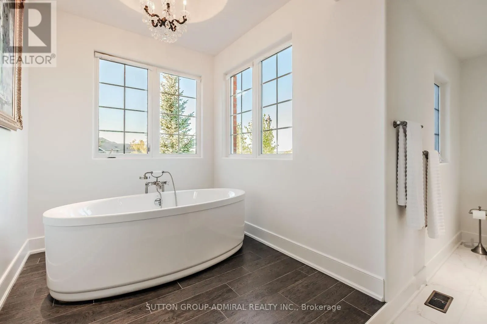 28 BLACK DUCK TRAIL