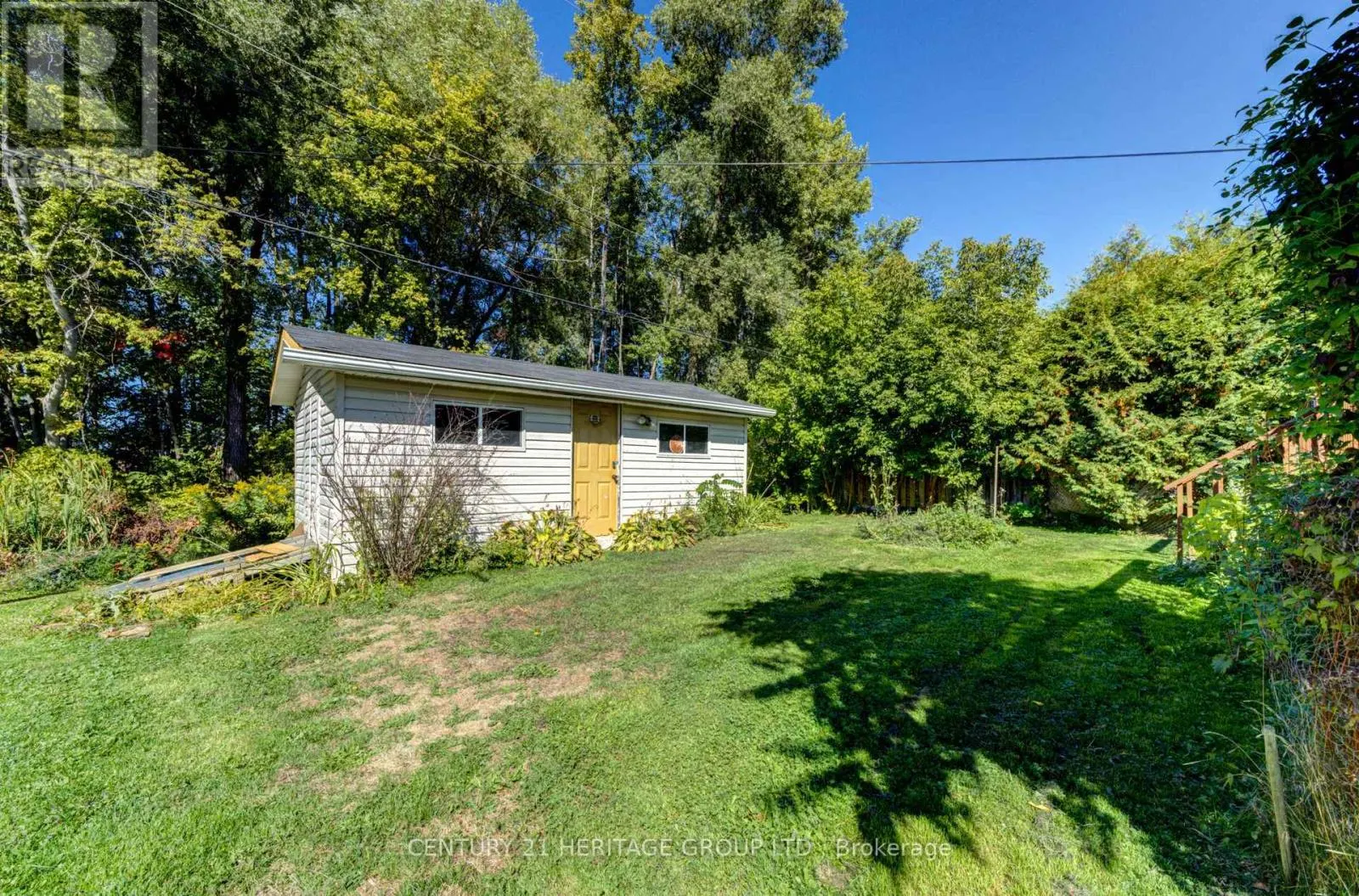 42 SHAMROCK CRESCENT