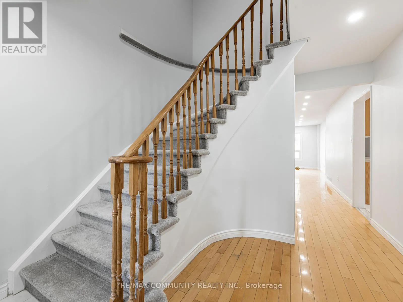 95 KETCHUM CRESCENT
