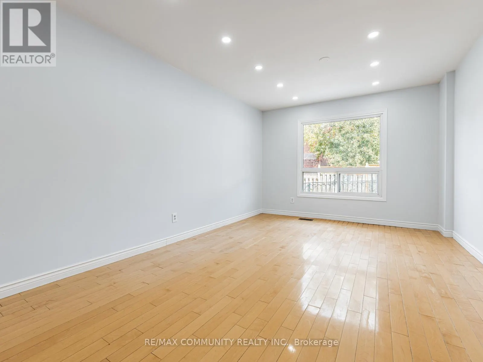 95 KETCHUM CRESCENT