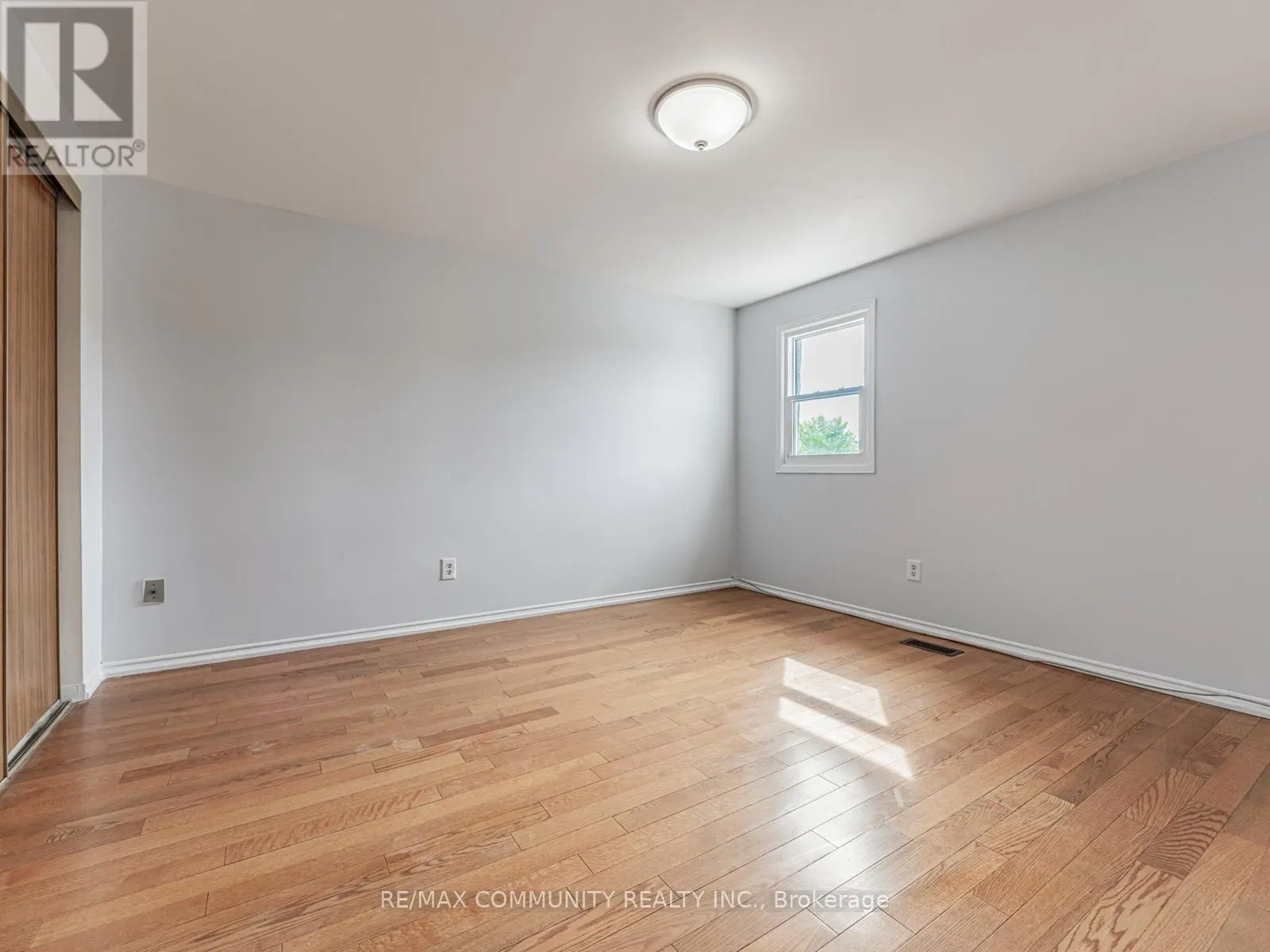 95 KETCHUM CRESCENT