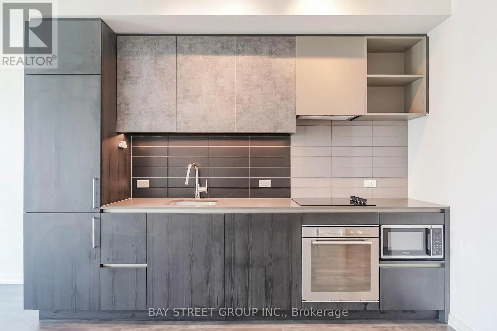 4203 - 7890 JANE STREET