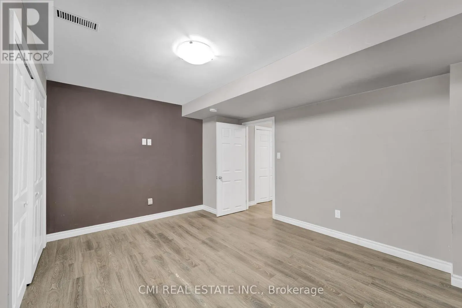 32 HISLOP DRIVE
