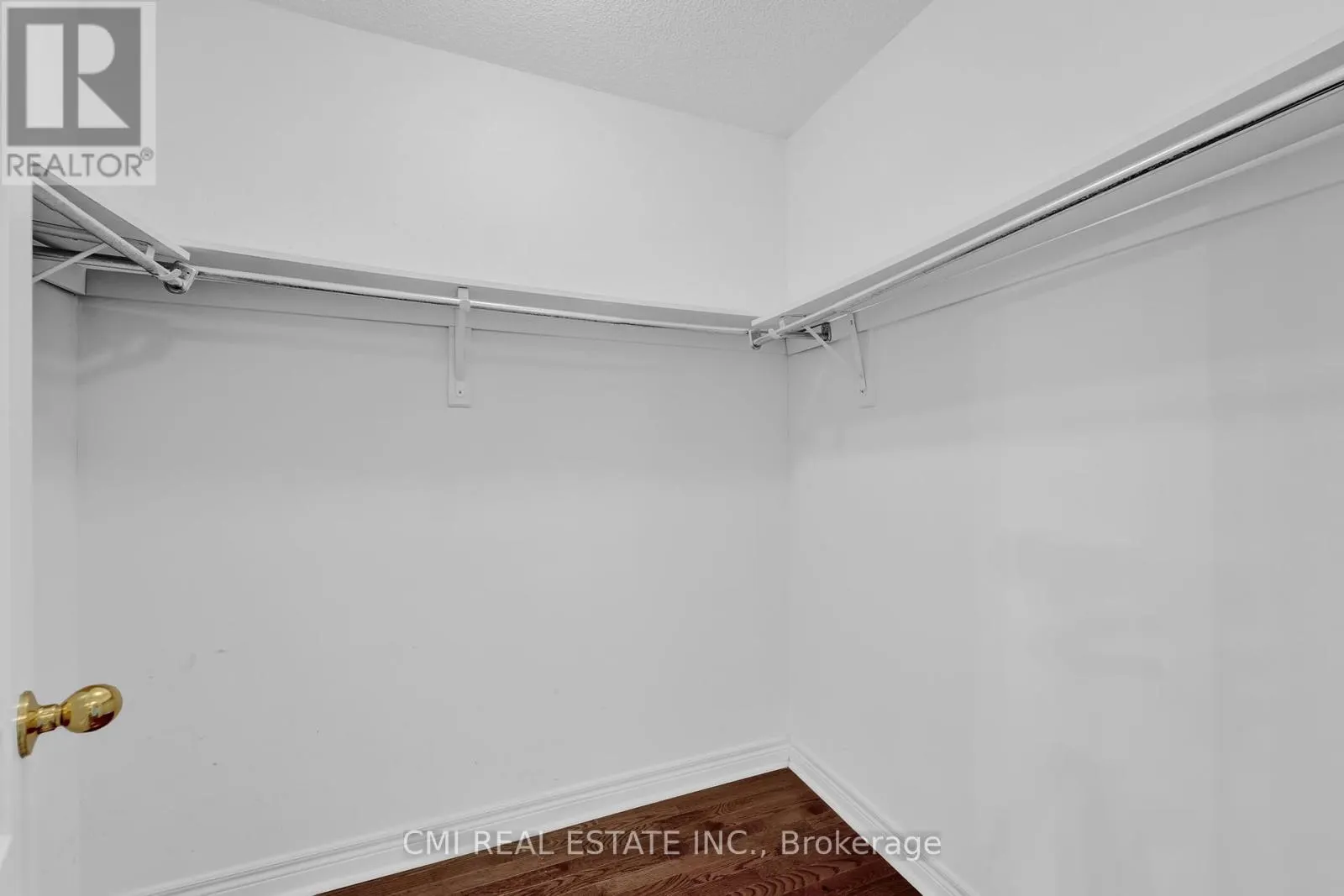 32 HISLOP DRIVE