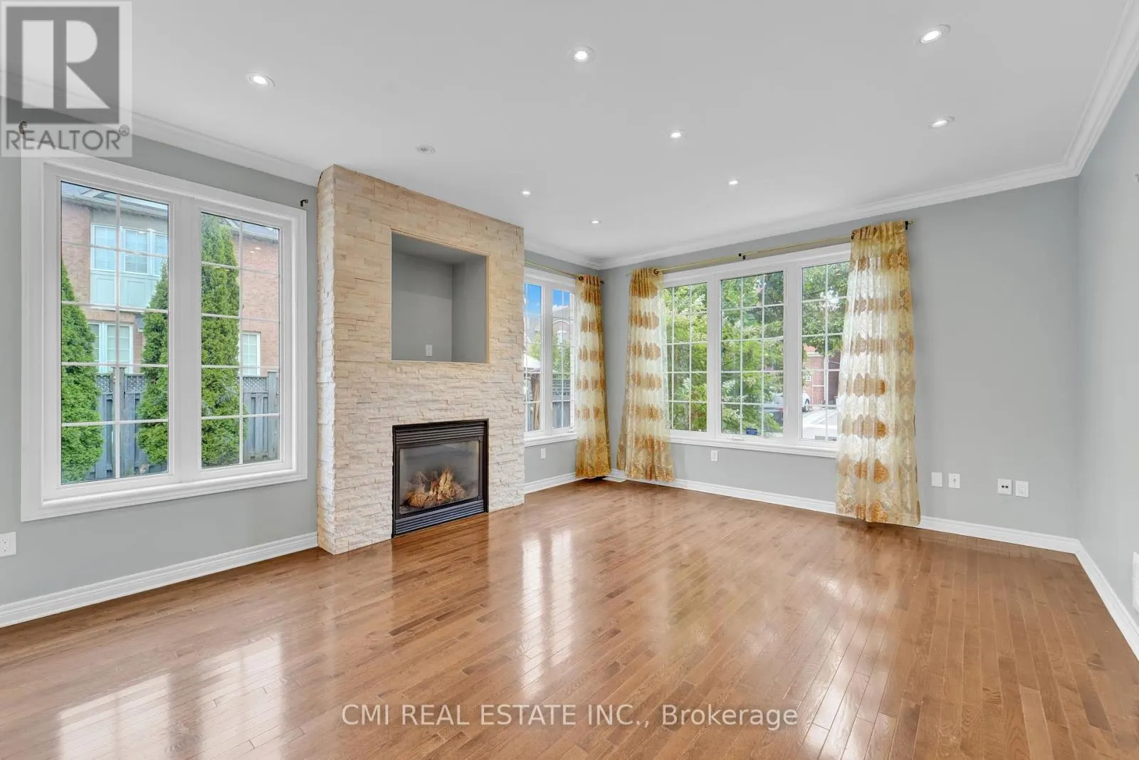32 HISLOP DRIVE