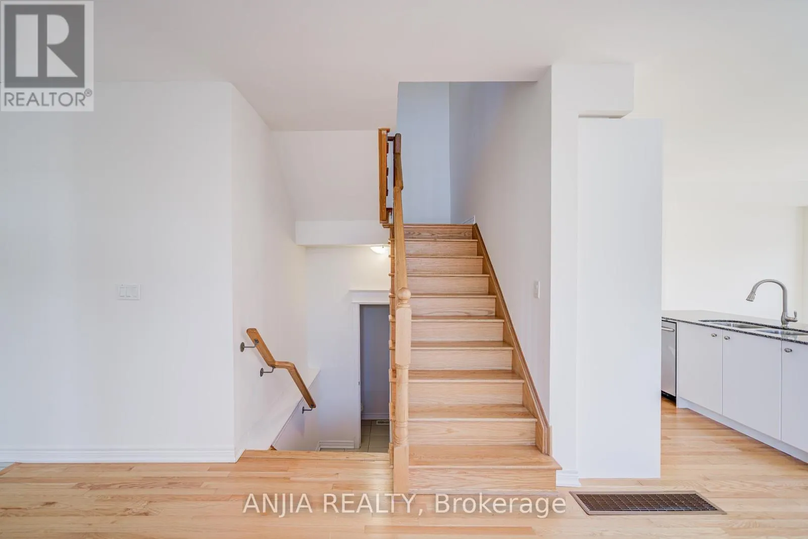 1 BELLFLOWER LANE