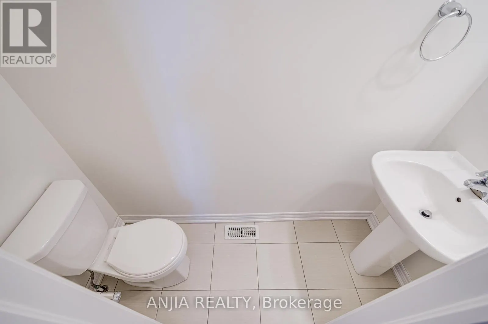 1 BELLFLOWER LANE