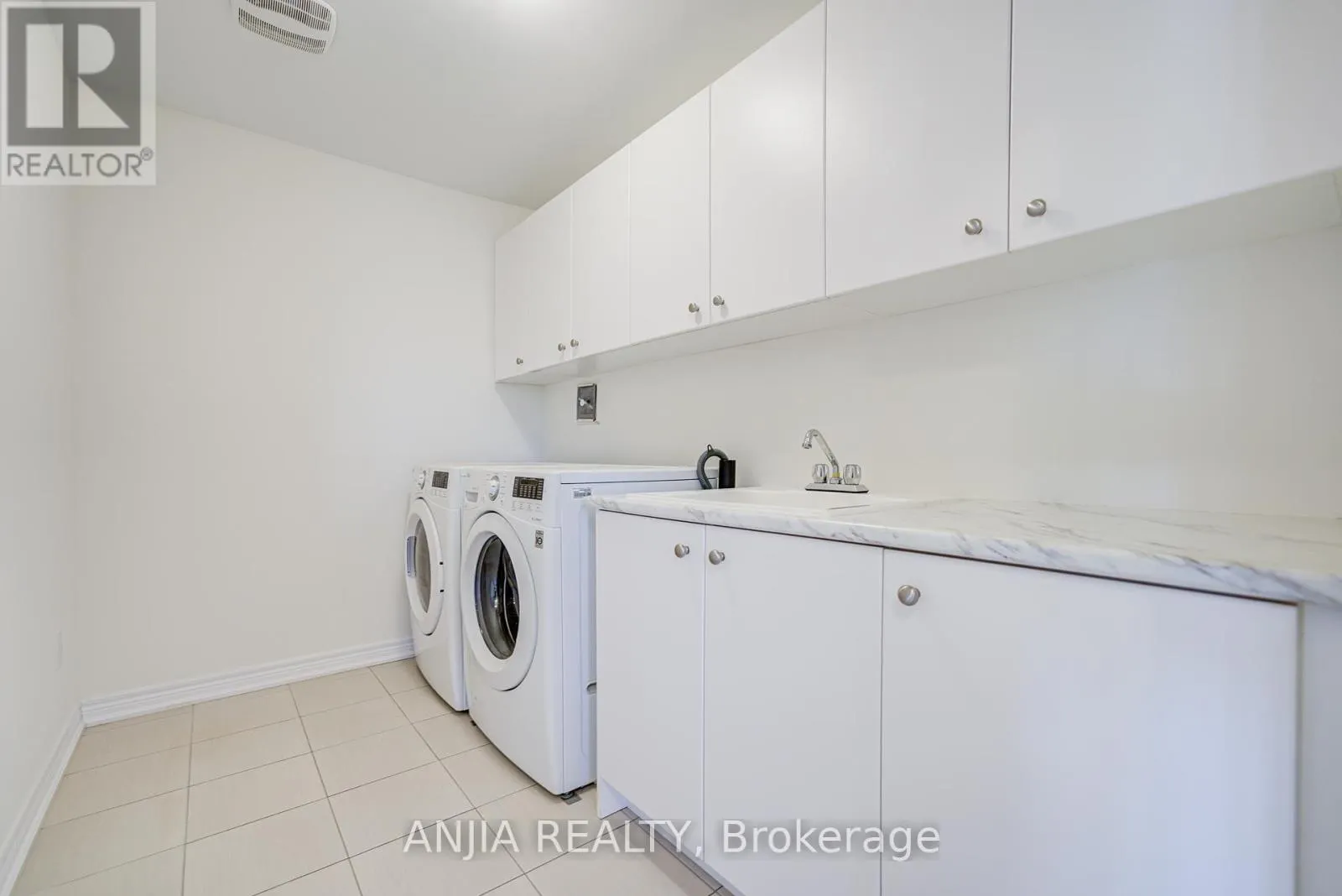 1 BELLFLOWER LANE