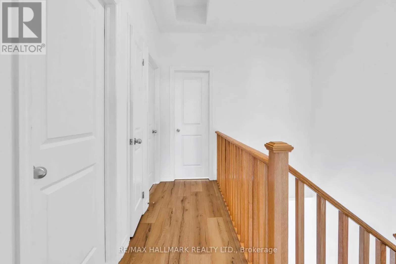 18 JOHN GREENE LANE