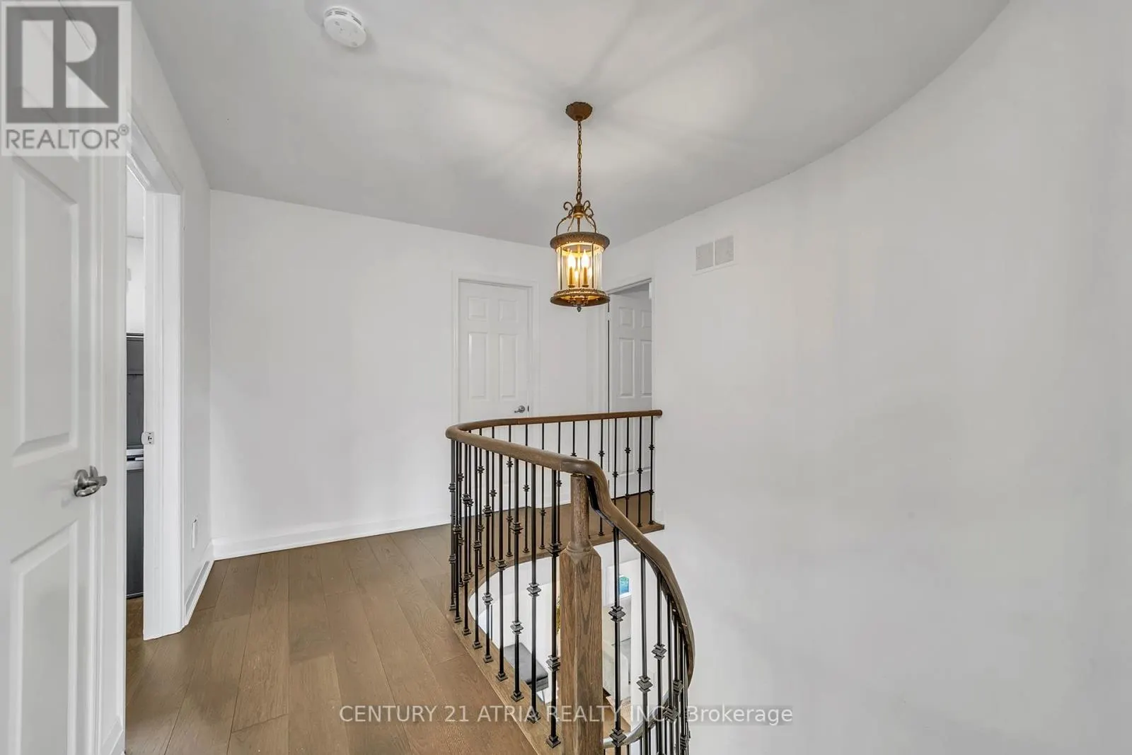 65 WORTHINGTON AVENUE