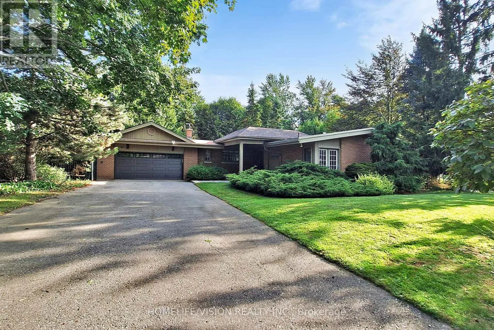 135 PATRICIA DRIVE