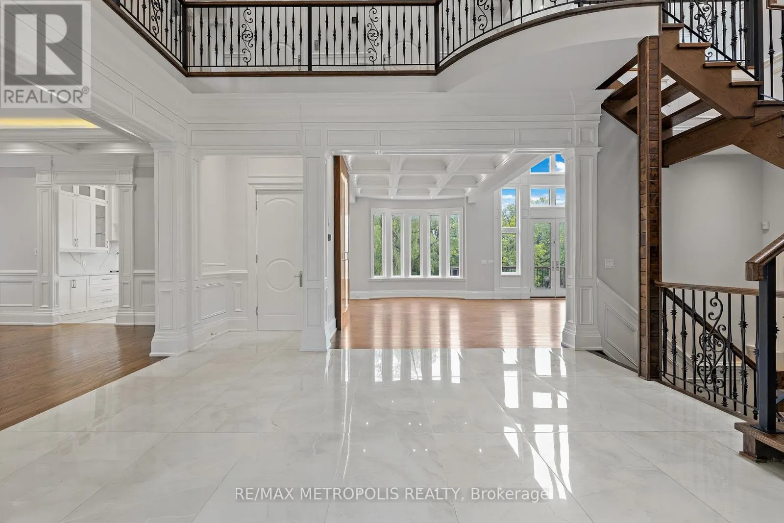 2 POPLAR DRIVE